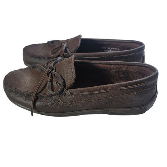 Minnetonka 892 MOOSEHIDE CLASSIC Brown Moccasins Women's Size 8.5 - Picture 1 of 8